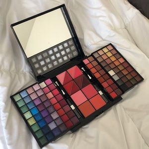 Makeup Kit